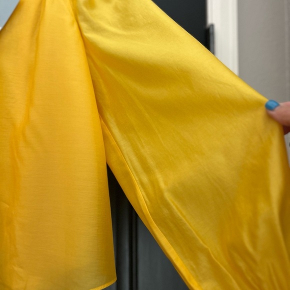ANTONIO MELANI NWT Size M Yellow Relaxed Fit Balloon Sleeves Dressy Blouse - Picture 6 of 12